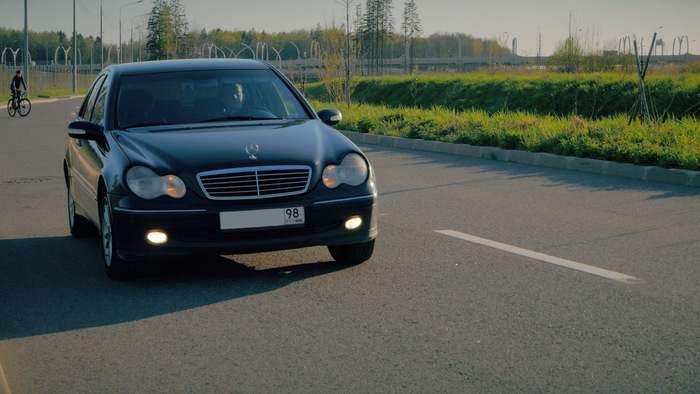 Официальный сервис и техническое обслуживание Mercedes-Benz в Санкт-Петербурге