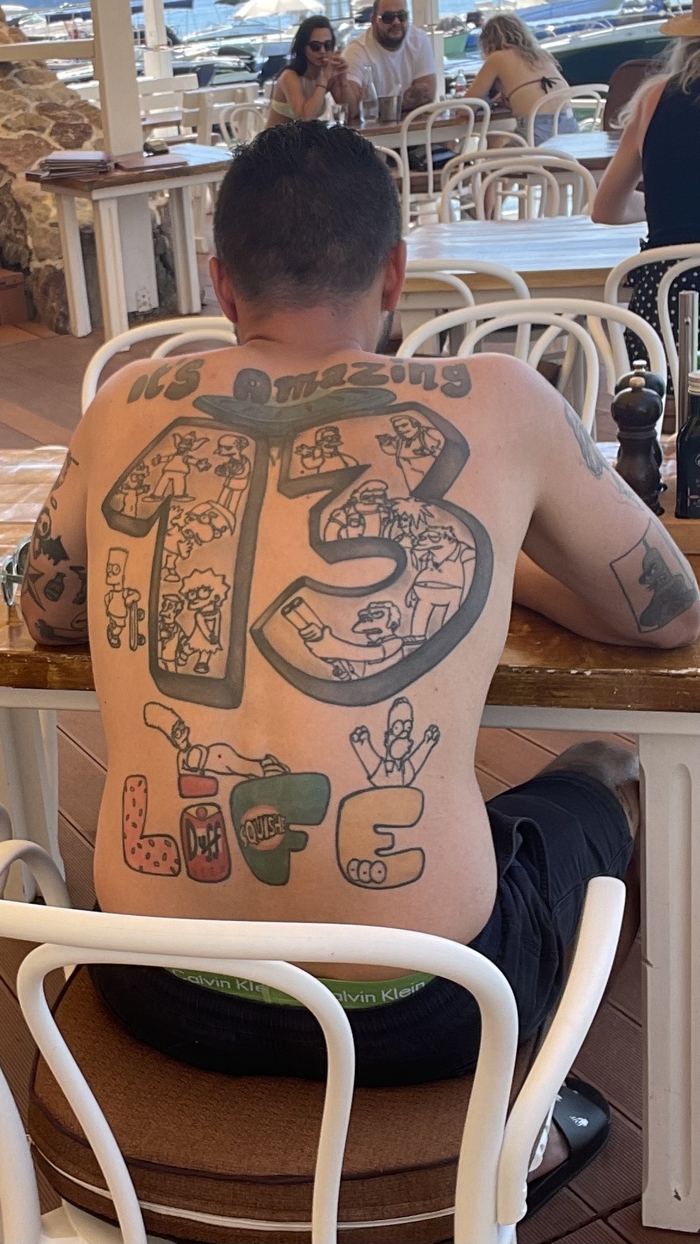 41 татуированный Гомер Симпсон | Татуировки и тату-новости | zenin-vladimir.ru | Дзен