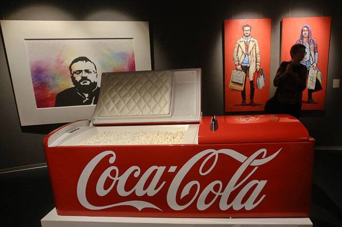 Coca-Cola              , , , -, Coca-Cola