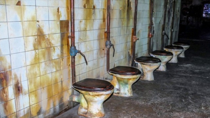 Женские туалеты