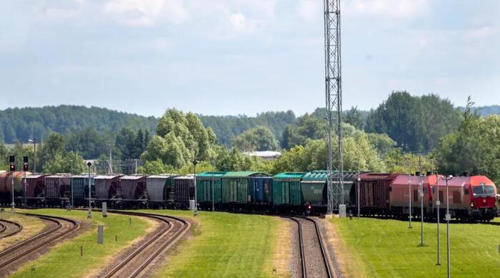 SPIEGEL: Брюссель и Берлин хотят снять запрет на транзит в Калининград