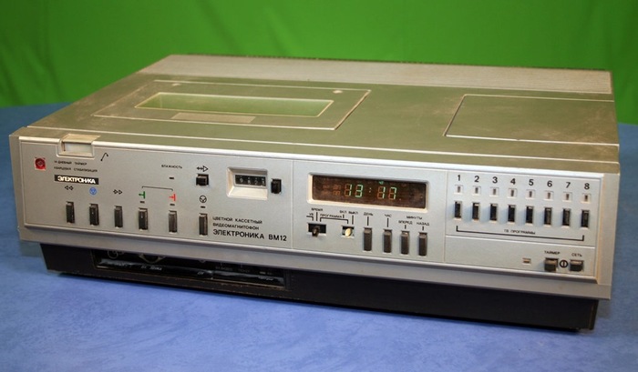 Время, когда видеокассеты были большие Видеосалон, Кассета, Видеокассеты, Видеомагнитофон, Малый бизнес, Бизнес по-русски, Истории из жизни, 80-е, 90-е, Фильмы 80-х, Воспоминания, СССР, Видео, YouTube, Длиннопост