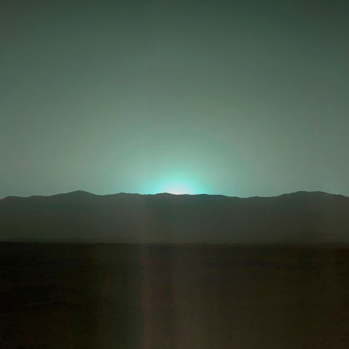 Просто закат на Марсе...