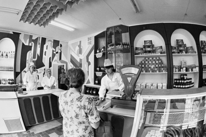 Зарплата как у министров: Когда и кто из обычных людей в СССР получал зарплаты министров Зарплата, СССР, Средний класс, История СССР, Финансы, Фотография, Текст, Длиннопост