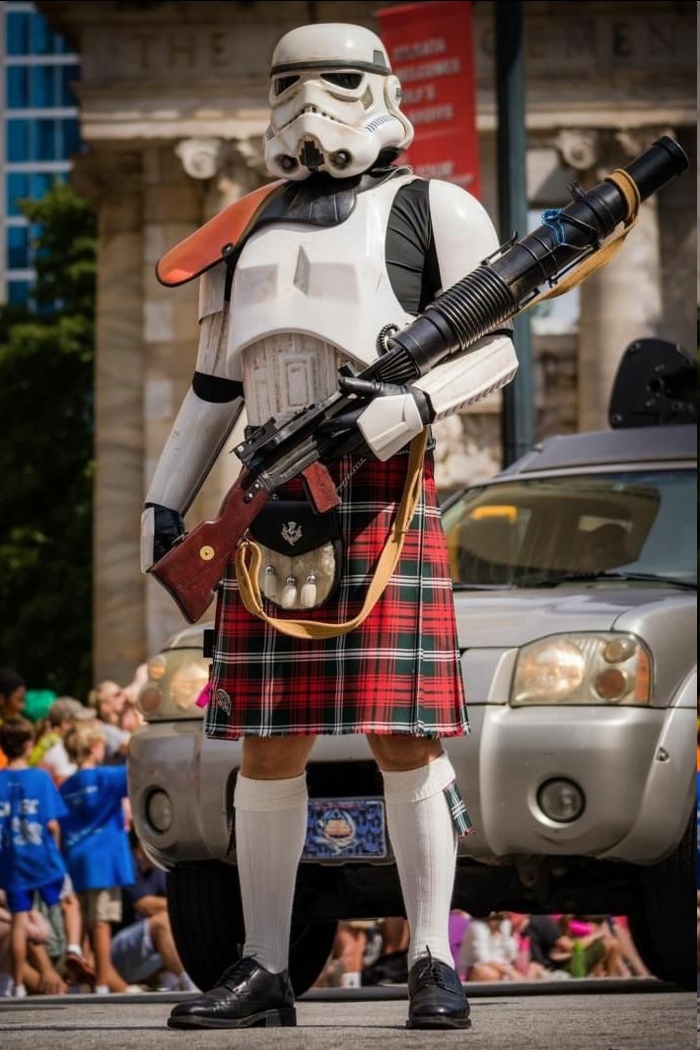 Настоящий шотландец не изменяет традициям даже в рядах имперских штурмовиков