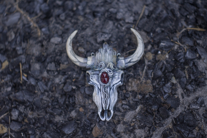 Кулон Череп коровы