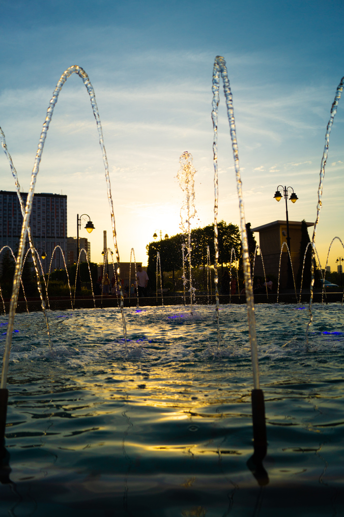Фонтан на закате