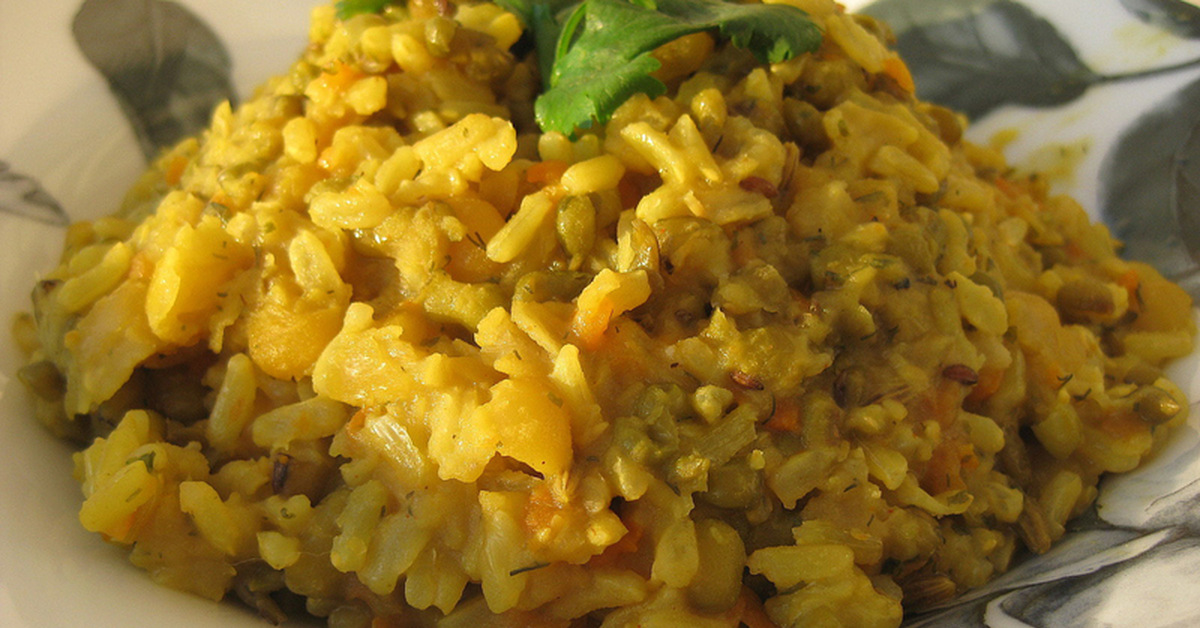 Кичари рецепт. Индийское блюдо Кичари. Маш Кичари. Кичри (khichury). Кичри из Маша.