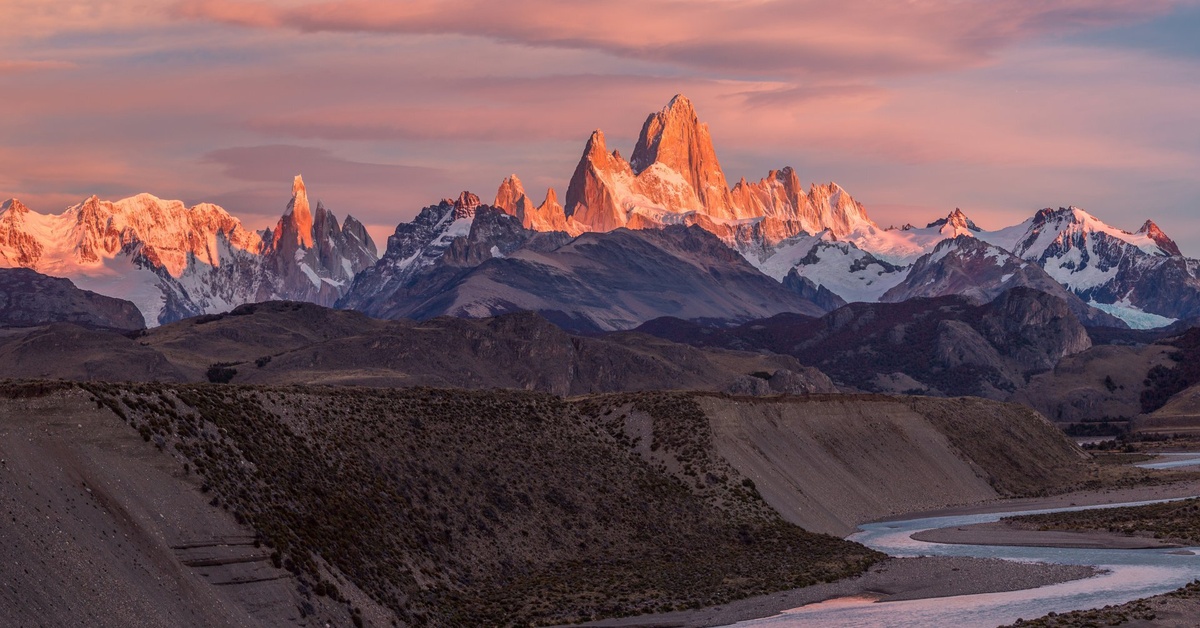 Фиц рой. Пик фицрой аргентина. Гора фицрой аргентина. Озеро фиц рой. Аргентина горы анды.