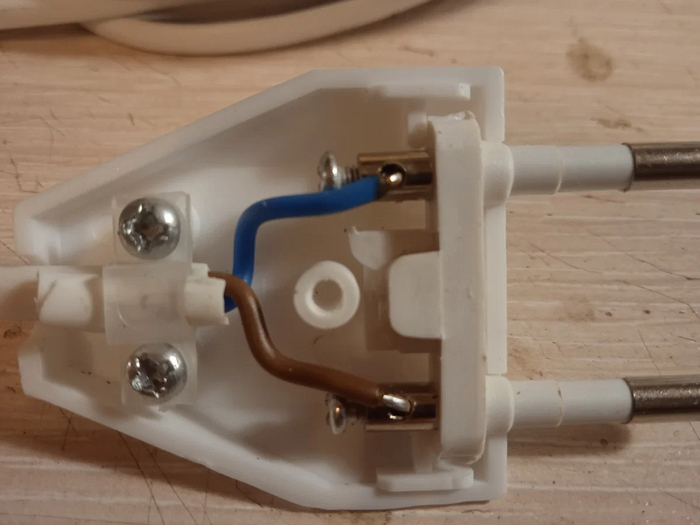 Купил вилку, а оказалась это гильотина | Пикабу