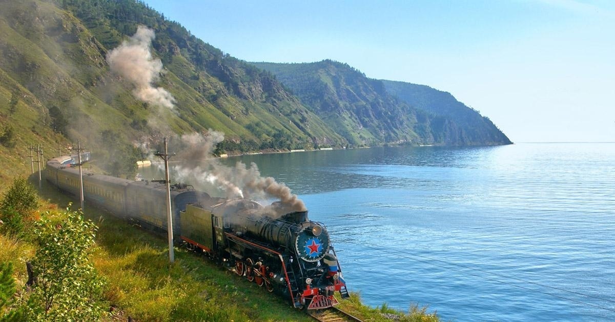 Туристический поезд в сибирь