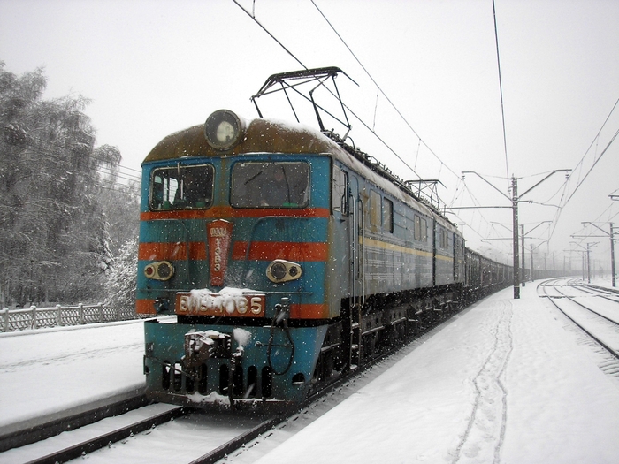 Электровоз ВЛ8