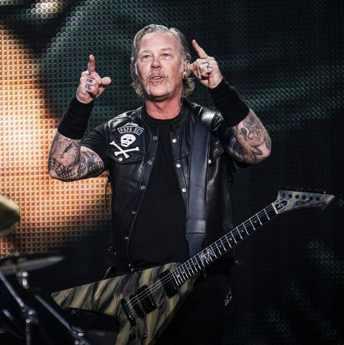 Джеймс Хэтфилд отмечает 59 лет!