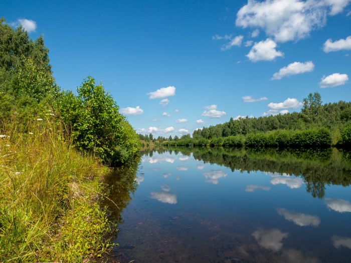 Водосброс с электростанции