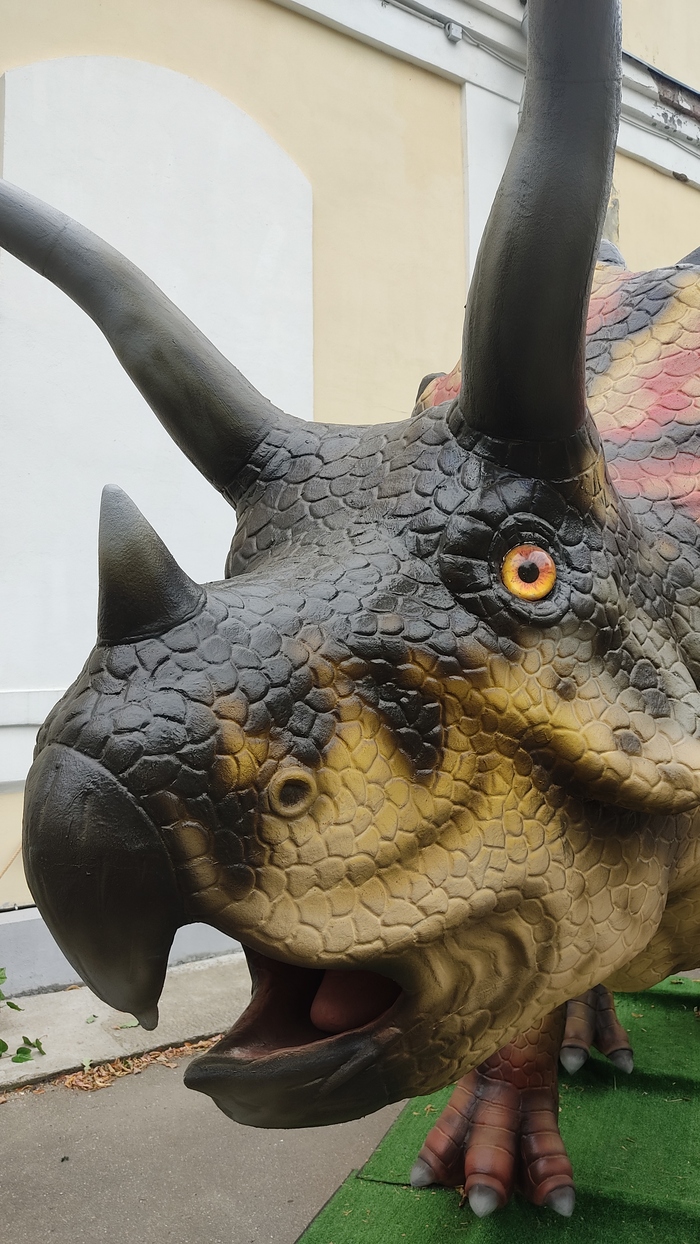 Диноудивление Динозавры, Выставка