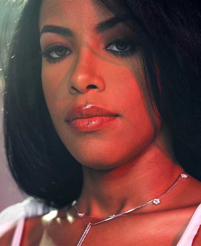 25  2001   R'n'B,       , Aaliyah,  ,   , 