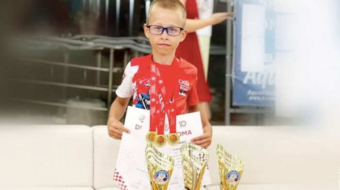 Второклассник из Москвы стал абсолютным чемпионом мира по шашкам в возрастной категории "до 9 лет" Новости, Москва, Шашки, Победа, Болгария, Чемпионат мира, Дети