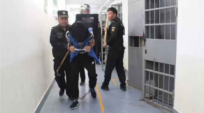 FT: Китай нарушил права человека в Синьцзяне, считает ООН