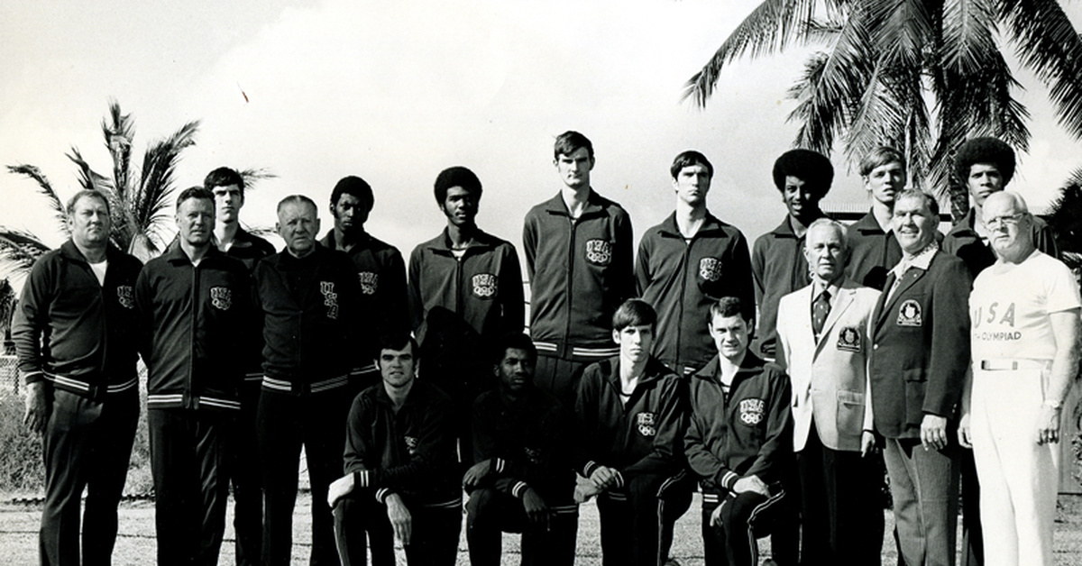 10 сентября 1972 года. Сборная ссср баскетбол 1972. Сборная сша 1972 баскетбол. Олимпиада в мюнхене 1972 баскетбол финал. Олимпиада 1972 баскетбол финал ссср-сша.