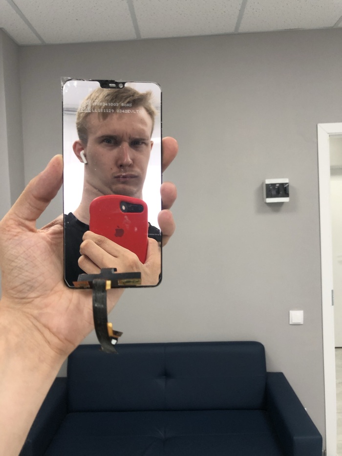 Замена стекла Honor 8X и Xiaomi Mi 8 lite. Китайцы с челкой) Телефон, Рукожоп, Смартфон, Мобильные телефоны, Ремонт телефона, Xiaomi, Apple, Honor, Huawei, Длиннопост, Переклейка, Замена стекла