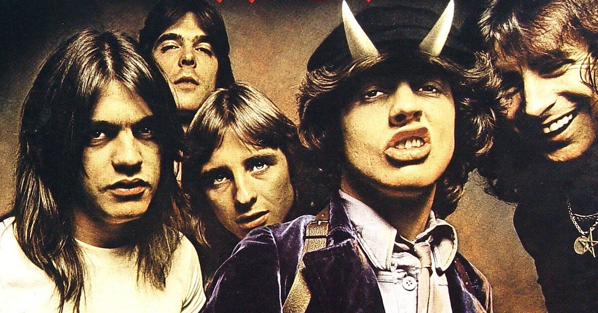 Acdc highway to hell. Группа AC/DC 1979. AC DC 1970. AC DC В молодости. AC DC Highway to Hell альбом.