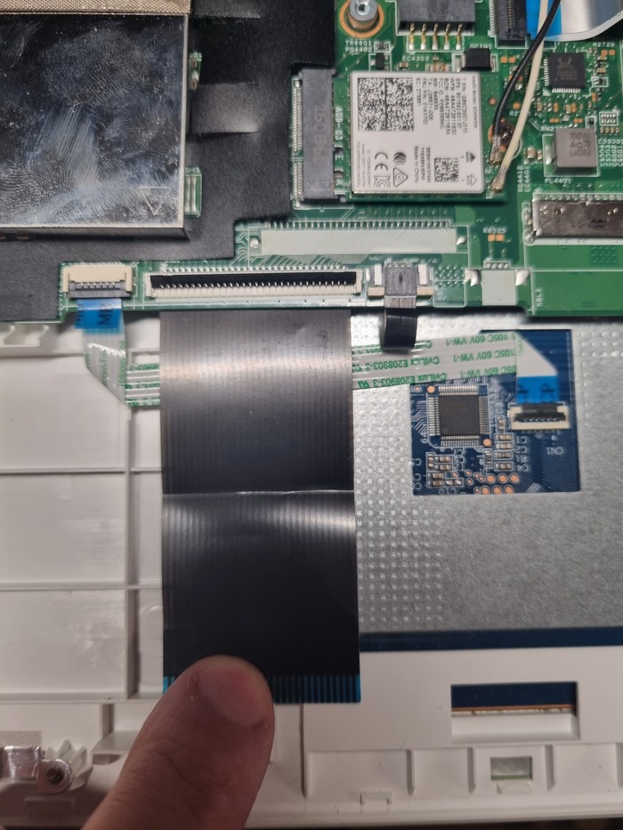 Проблема с клавиатурой на ноутбуке Lenovo 700-15ISK | Пикабу