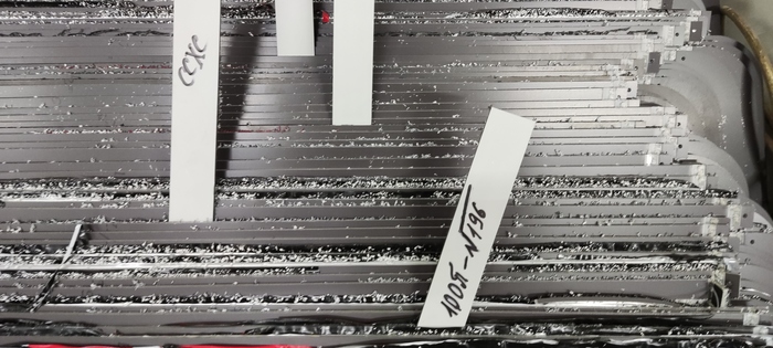 Я на работу прихожу ребусы разгадывать чтоль