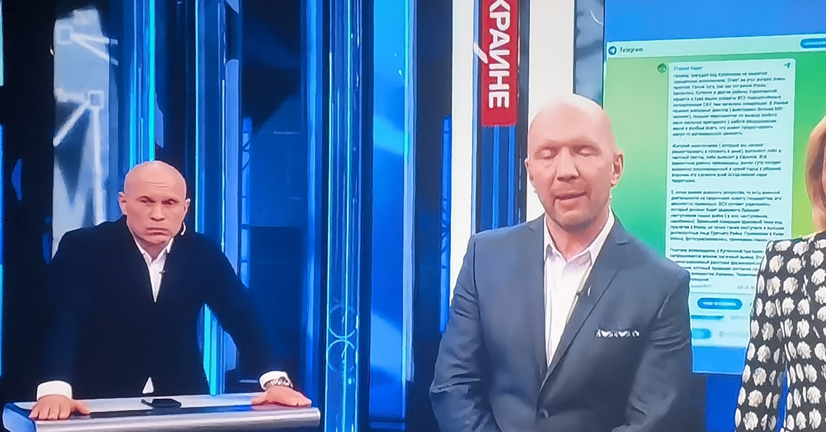илья кива в россии. кива переобулся. украинские представители на российском телевидении. лысый депутат украины. депутат верховной рады илья кива.