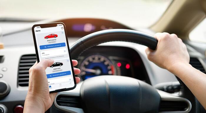 Водителям разрешили предъявлять электронные водительские права