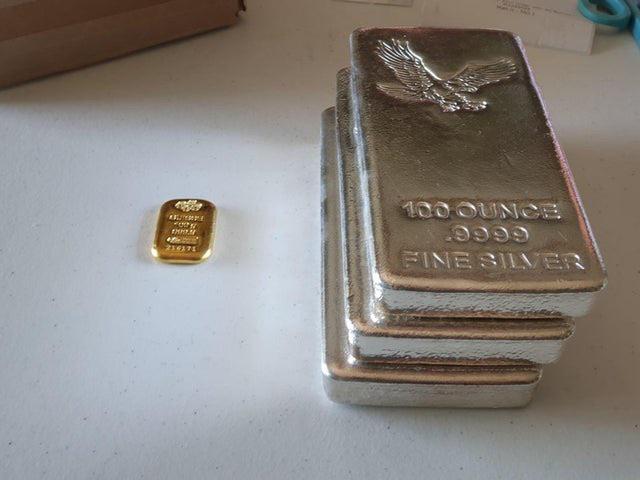 5000 $  в золоте против 5000 $ в серебре