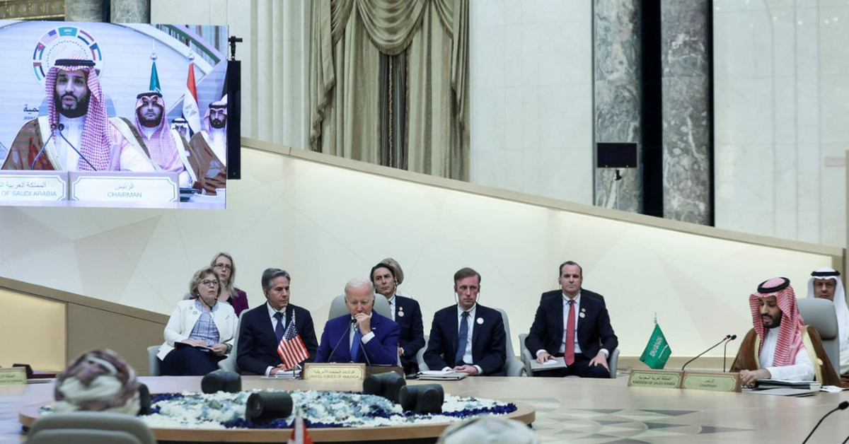 Мирный саммит по украине. Бен Салман и Байден. Принц Саудовской Аравии 2022. Байден принц Салман.