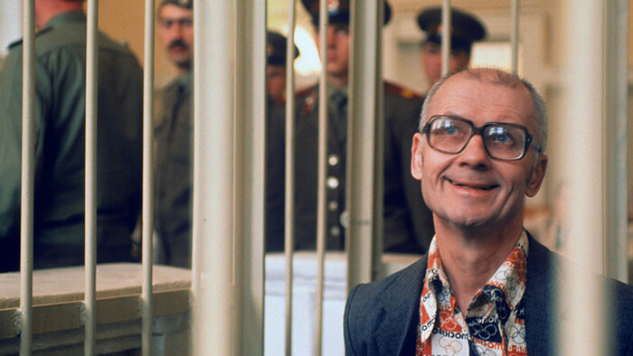 Девяностые. День за днём. 15 октября 1992 года 1992, История, Прошлое, Уголовное дело, История России, 90-е, Детство 90-х, Чикатило, Авиакатастрофа, Boeing, Видео, YouTube