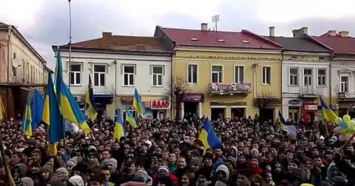 Маскаляку нагаляку. Майдан 2014 москаляку на гиляку. Майдан 2014 москаляку на гиляку. 2014 москаляку на гиляку. Москаляку на гиляку.