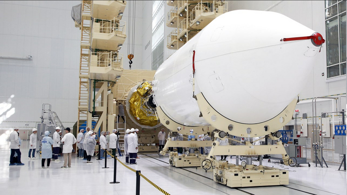 Накатка головного обтекателя