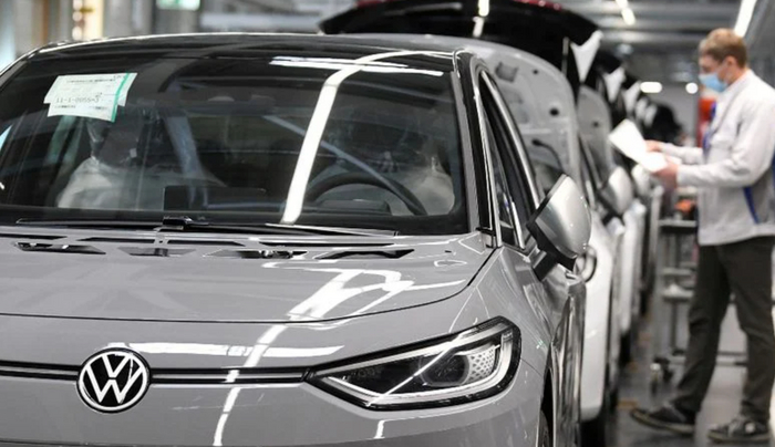 ЕС ожидает, что его электромобили смогут получить равные условия в США