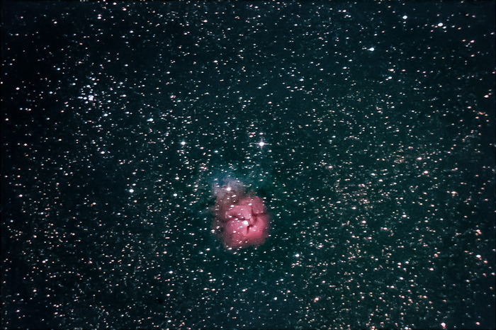 Трёхраздельная туманность М20