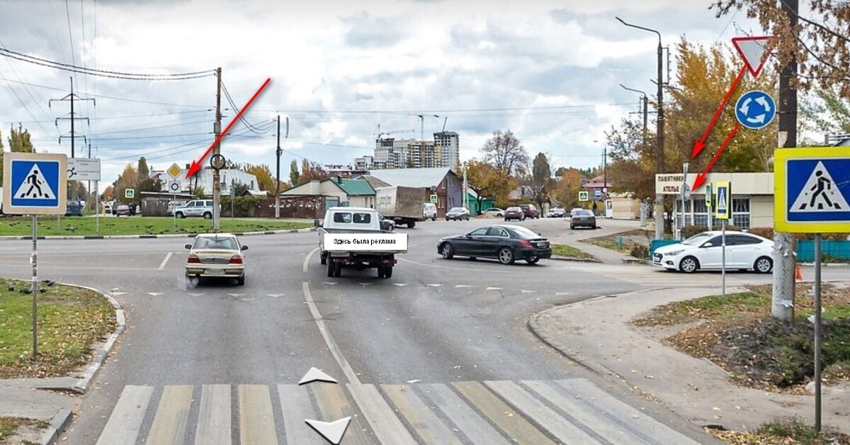 Ответ на пост «Водитель какого автомобиля нарушает правила съезжая с ...