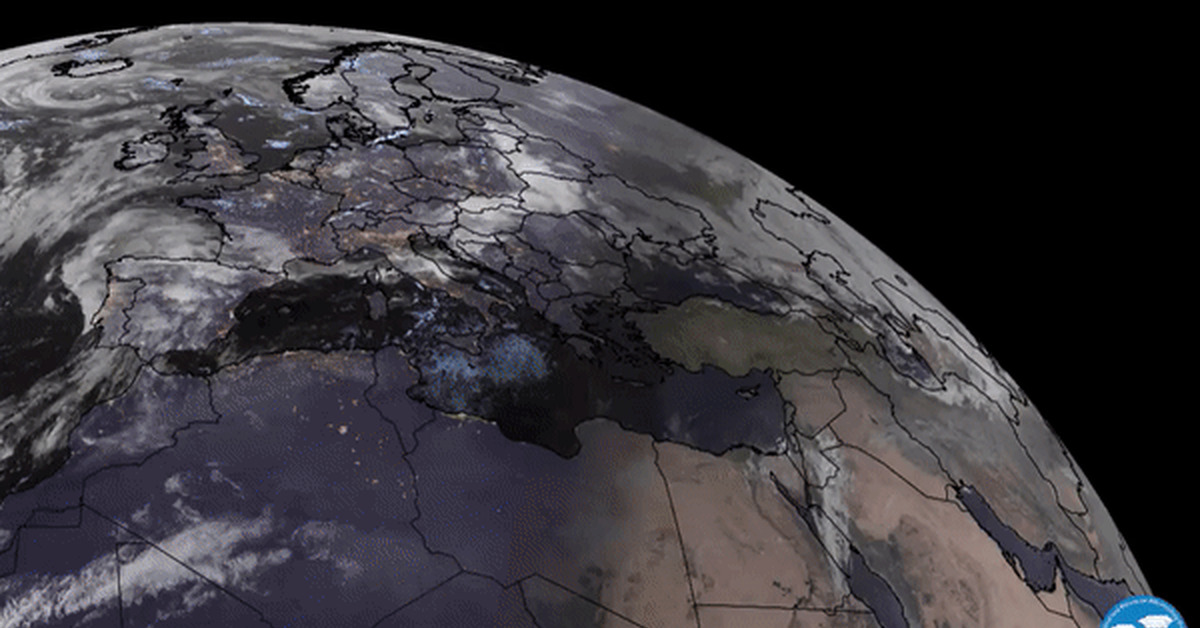Спутник 2022. Солнечное затмение из космоса. Фото земли без воды. Солнечное затмение в космосе. Австралия из космоса.
