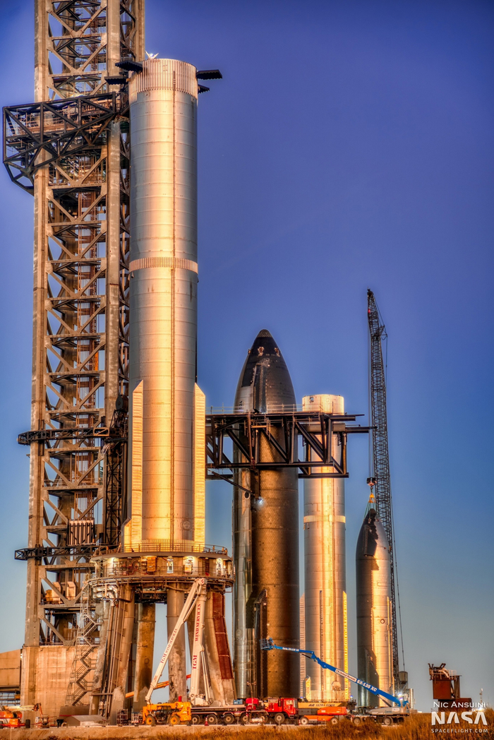 Я верю, друзья, - караваны ракет...