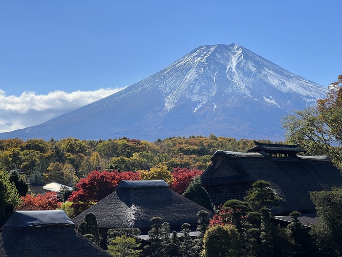 Первый снег на горе Фудзи