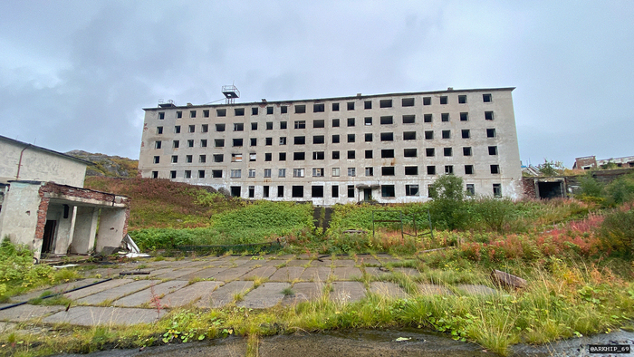 Гранитный - заброшенный военный гарнизон на берегу Баренцево моря Заброшенное, Туристы, Поход, Кольский полуостров, Видео, YouTube, Длиннопост