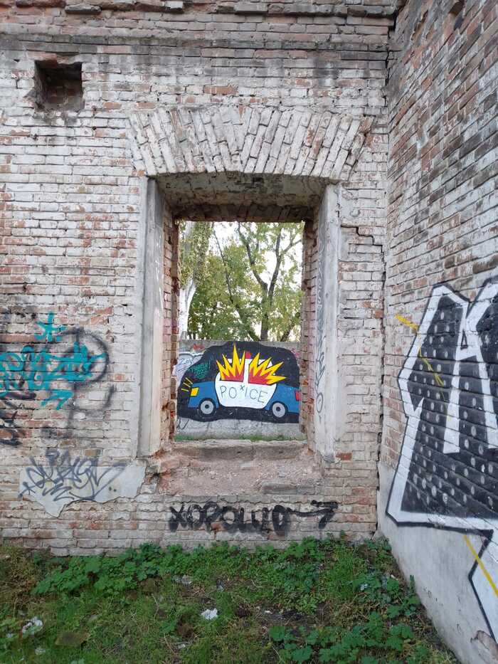 Парамоновские склады