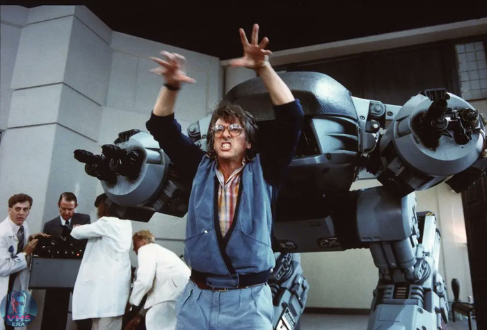 Пол Верховен на съемках фильма «Робокоп» 1987