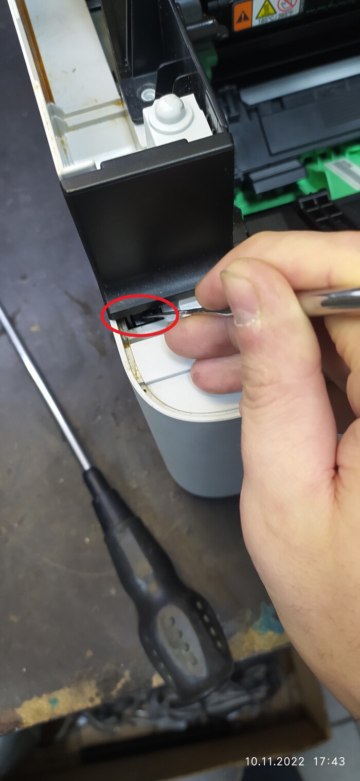 МФУ Brother 1610 Трещит | Пикабу