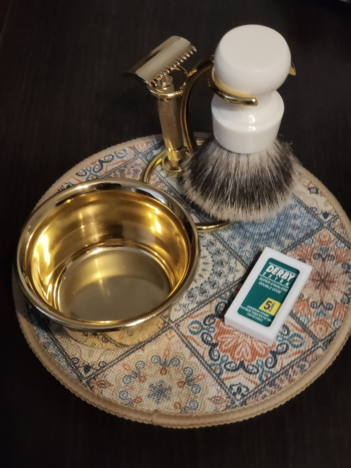 Родные лезвия не пробовал, но очень зашли Дерби