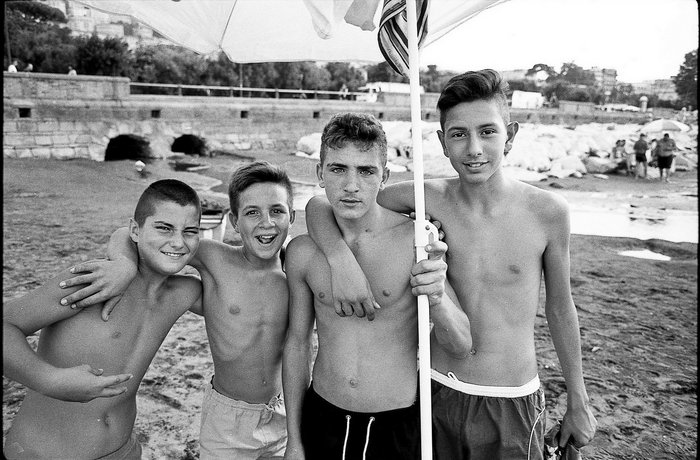 ,   ! , ,  , - , Leica, 