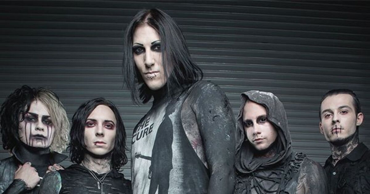 Песни motionless in white. Motionless in White. Motionless in White 2005. Рок группа Motionless in White. Motionless in White 2022.