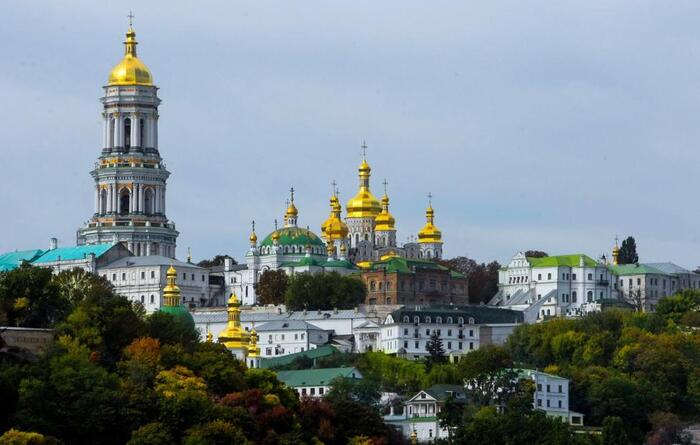 СМИ: СБУ проводит обыски в Киево-Печерской лавре