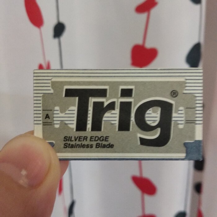    Trig Silver edge. Stainless blade , ,  , 