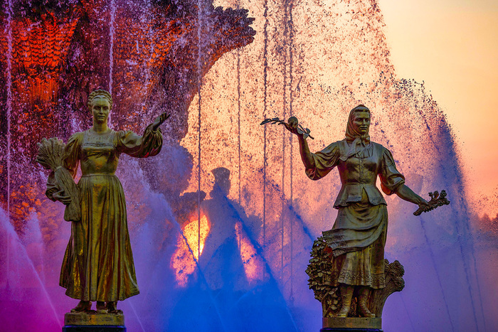 10 фактов о фонтане «Дружбы Народов» на ВДНХ ВДНХ, Фонтан, Москва, Факты, Длиннопост